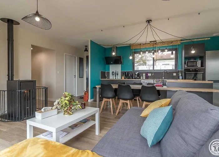 Сasa de vacaciones Les Bichous *